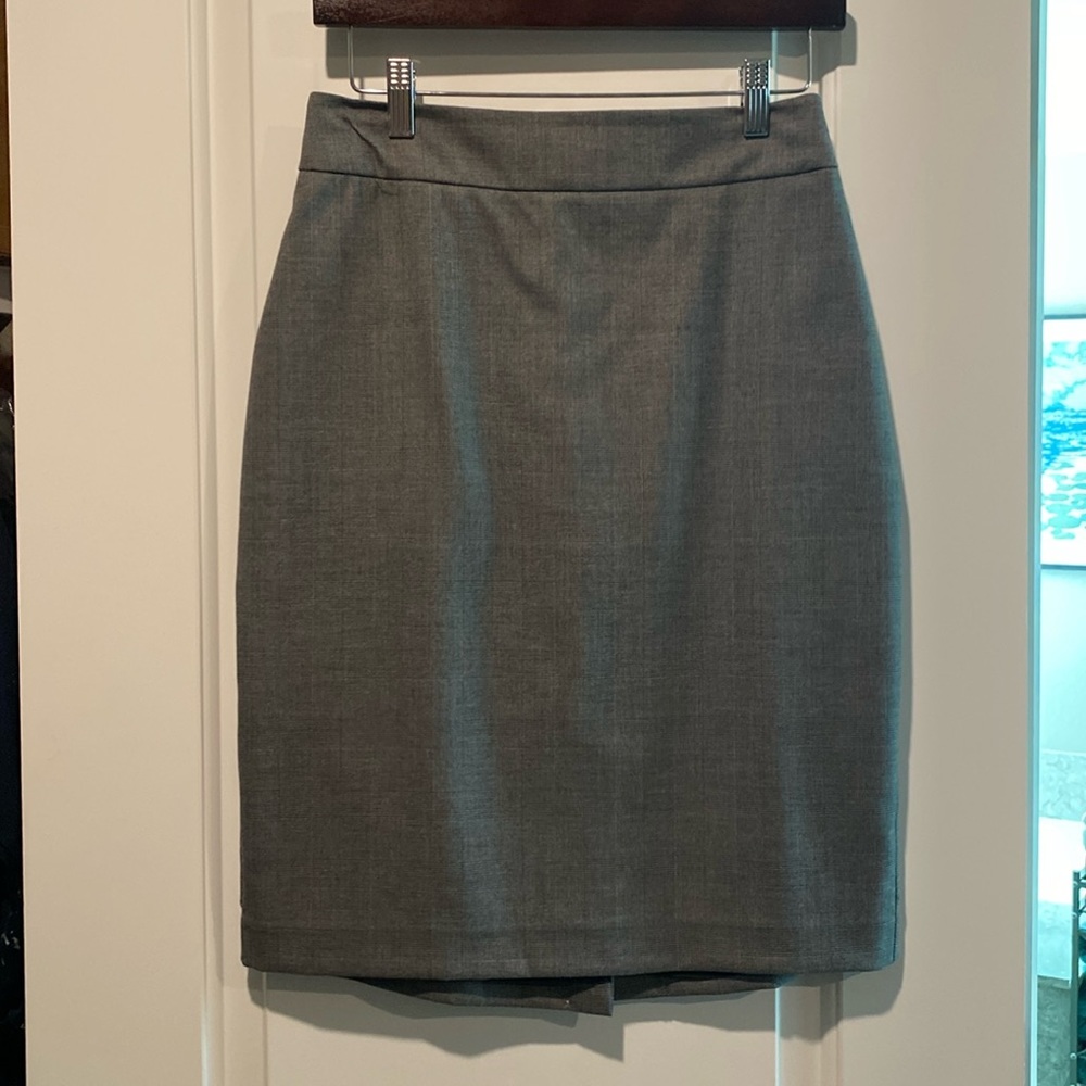 Pencil skirt, black and white plaid back zip with back slit